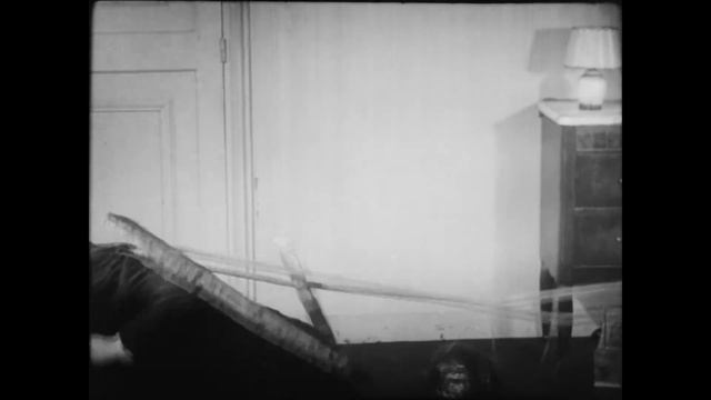 Un Chien Andalou with sound track by Brett sixtysix смотреть онлайн