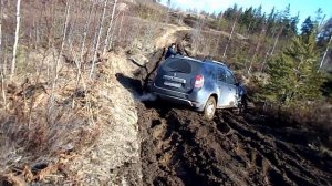 Renault Duster. Блокировка решает.