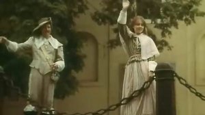 Пора- пора- порадуемся на своем веку