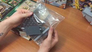 Открываем LEGO 75005 - пещера Ранкора