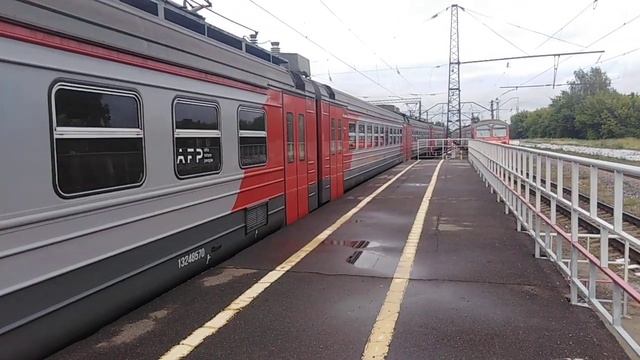 Отправление Электропоезда ЭД9М-0130 И Прибытие Электропоезда ЭД9Э-0017 Ст Гороховец смотреть онлайн