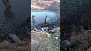 Откачка пруда вылов рыбы