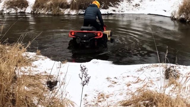 Переезд речки на BRP XMR 1000 #квадроцикл #покатушка #brp смотреть онлайн