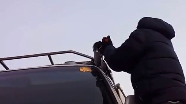 Укладка тента маркизы в чехол