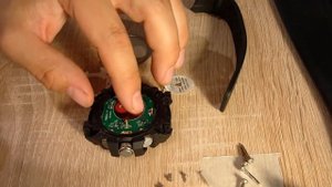 Battery Replacement on Sanda 759 Watch.