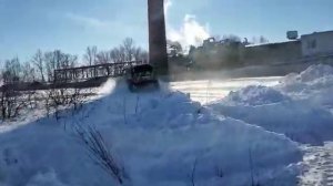 Нива на гусеницах.  Глубокий снежок)
