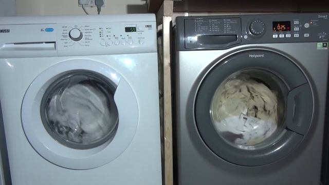 Wash Race No.103 : zanussi lindo 100 vs hotpoint Smart : synthetics 60'c смотреть онлайн