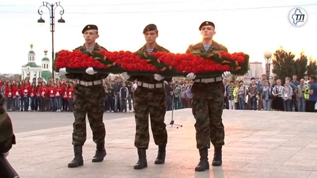 Тюменцы почтили память павших в годы Великой Отечественной войны смотреть онлайн
