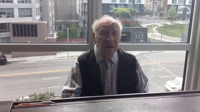 Поёт Роман Шацев. Первый вальс. Музыка А. Шиндеревского. Слова Ю. Дынова смотреть онлайн