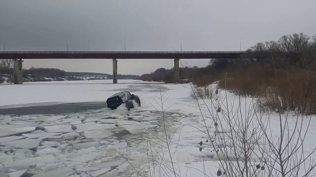 Тест драйв Sherp на реке Дон. смотреть онлайн