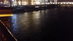 Река Вардар Скопје 19 ноември 2014 после полноќ