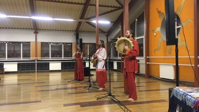 Светозар и гр. Аурамира в Кемерово (1) смотреть онлайн