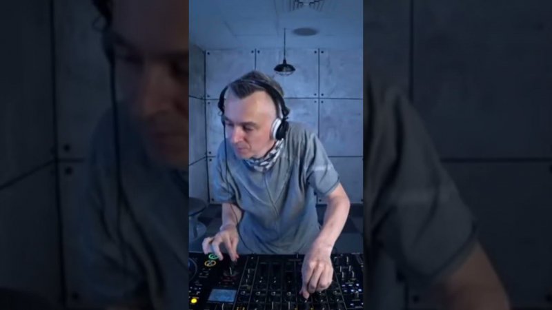 When I playing on Pioneer DjM-V10  #djboyko #pioneerdj #pioneerdjmv10 #djmv10