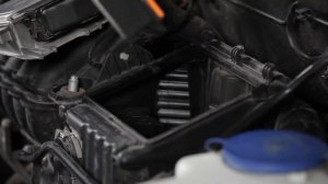 Инструкция: Как да сменим Въздушен филтър за двигател на MERCEDES-BENZ B-CLASS W245