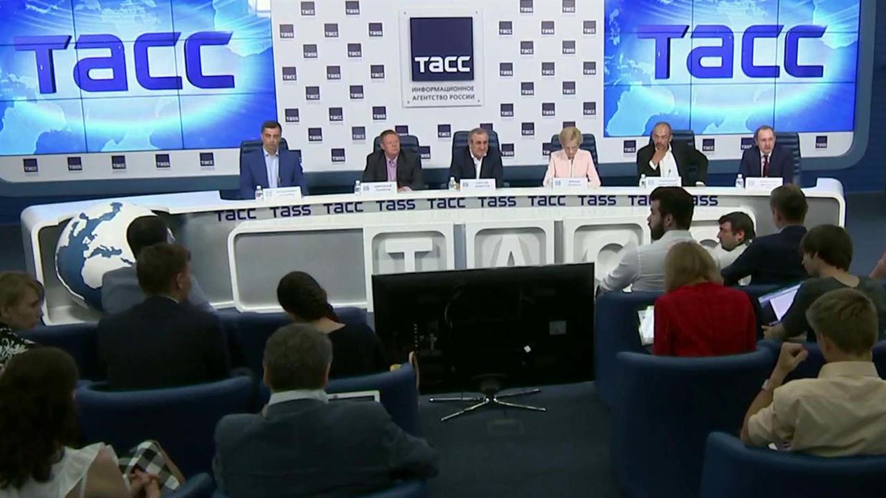 "Единая Россия" проконтролирует ход реализации принятых весной законов