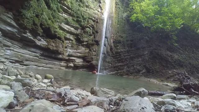 Водопад "Слёзы Лауры" смотреть онлайн