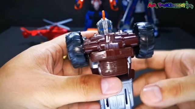 TOBOT TOYS TRANSFORMATIONS TOBOT ATHLON GIGA 7, TOBOT ATHLON CHAMPION, TOBOT GALAXY MAXIMUS V