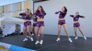 Черлидерши МентолШоу на фестивале #навысоте в трц Мозайка