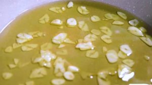 Паста с чесноком в оливковом масле