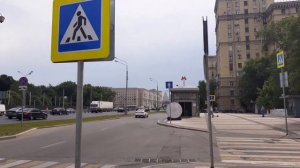Москва 3957 Ленинградское шоссе возле метро Войковская, ТЦ Метрополис лето день