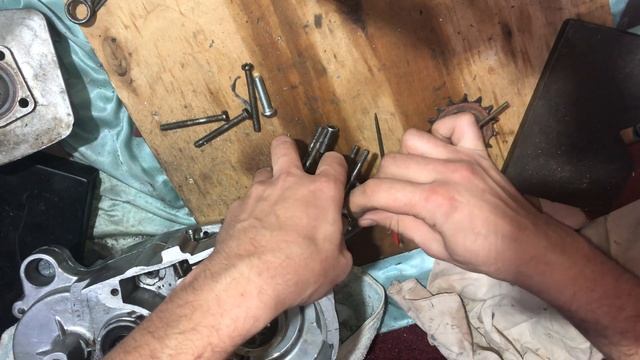 Сборка Двигателя V50 (Мопеда - Карпаты, Рига, Дельта, Верховина) смотреть онлайн