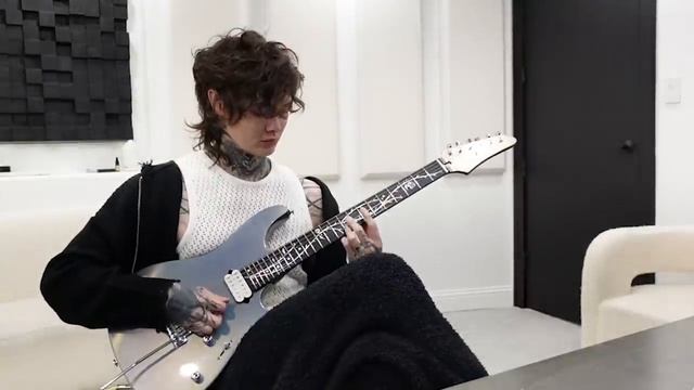 Aspiring guitarist attempts to cover Polyphia’s most difficult song (MUST WATCH) смотреть онлайн