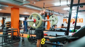 Я подтягивался 30 дней подряд на одной руке. Руки в щи. Насколько вырос бицепс?