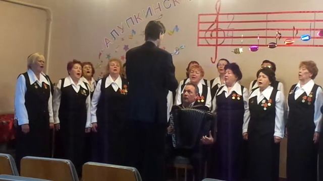 Конкурсная песня Алупкинского хора ветеранов смотреть онлайн