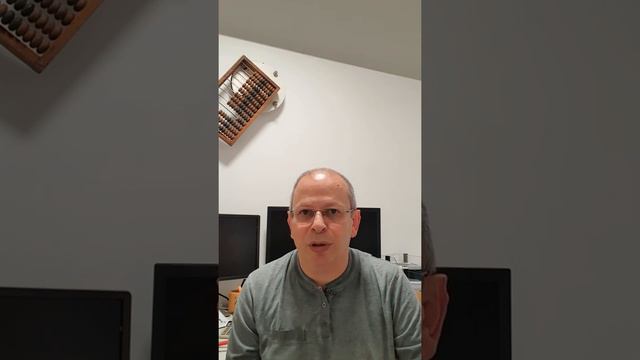 А ну ка покажи свой чемоданчик. смотреть онлайн