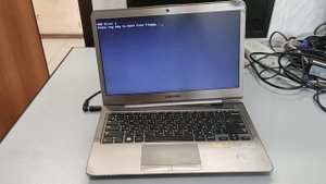 Ноутбук Samsung NP530U3B
