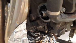 замена масла на YAMAHA FZ1 2010
