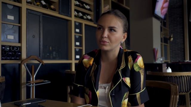 Жанна: Из банкиров в тендерщики  Кейс