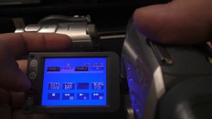 ?? Sony DCR-DVD405E (2006) и ??Sony DCR-HC22E (2005)