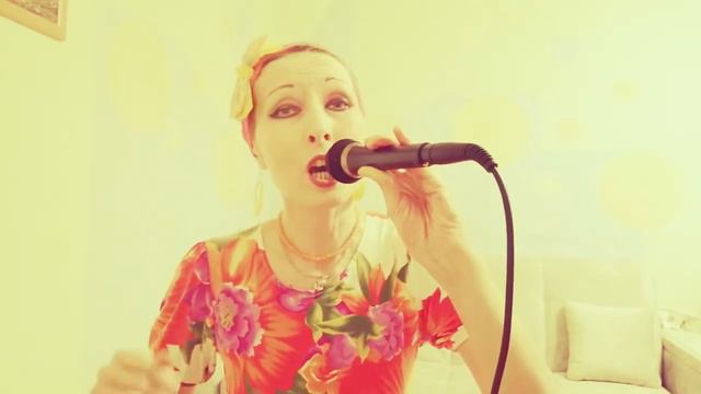 Песня "ОСЕНЬ" Автор Оксана Тихонова смотреть онлайн