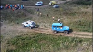 Off Roading UAZ vs NIVA  Перетягивание каната  Уаз с пехлом V 8 и Нива  Кто кого?