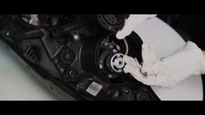 How to install: H7 LED headlight bulb an retainer holder adapter for Hyundai Tucson Ioniq Elantra G