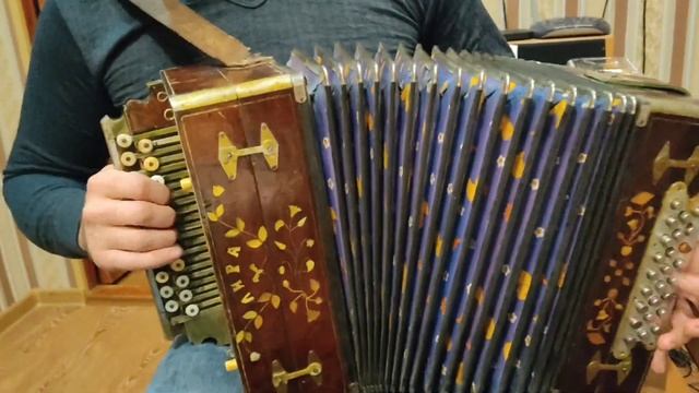 Старенькая гармошечка. смотреть онлайн