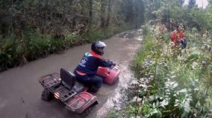 Вода и грязь ЖЕСТКАЯ покатушка квадроциклы CFMOTO