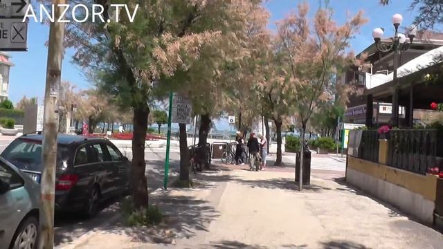 ИТАЛИЯ: В Пезаро... иду на Море... Италия... Italy Pesaro смотреть онлайн