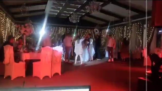 Свадьба. Площадка: Grand Royal смотреть онлайн