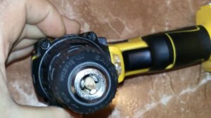 Шуруповерт колнер 14.4 в как разобрать.Шуруповерт что будет если вставить камень.Образив для дрели