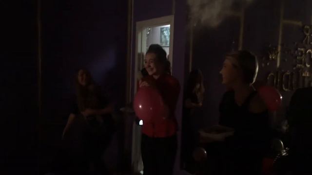 пухлый кролик просит о помощи смотреть онлайн