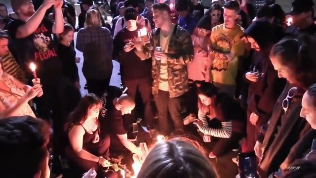 Настоящие похороны Lil Peep'а смотреть онлайн