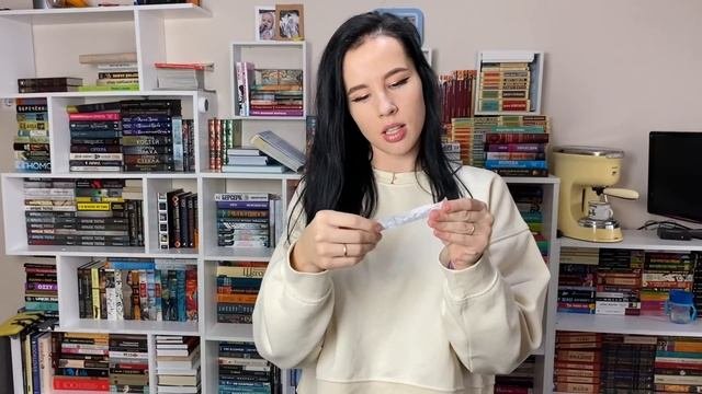 ЕСТЬ ЛИ У МЕНЯ ТАКАЯ КНИГА? | ВЫПОЛНЯЮ СТРАННЫЕ ЗАДАНИЯ | книжный тэг + челлендж ??