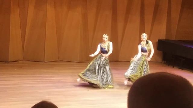 Ансамбль "Маюри" 1