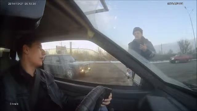 Налетели гайцы! Остановка без причины! смотреть онлайн