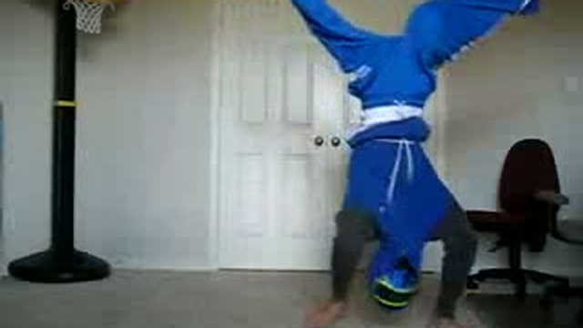 ●Как научиться Брейк - Дансу за пол минуты● смотреть онлайн