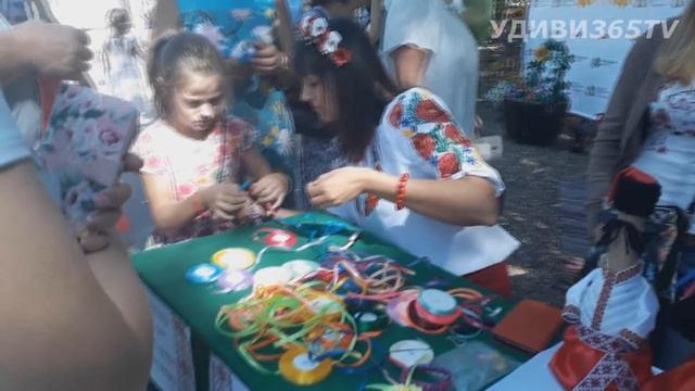 День Независимости Украины. Кривой Рог 24 августа 2018 г. Детские забавы. смотреть онлайн