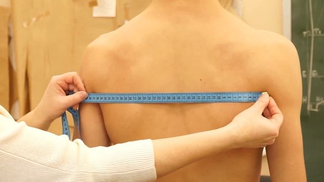 Как снимать мерки для мужских латинских и фигурных костюмов смотреть онлайн