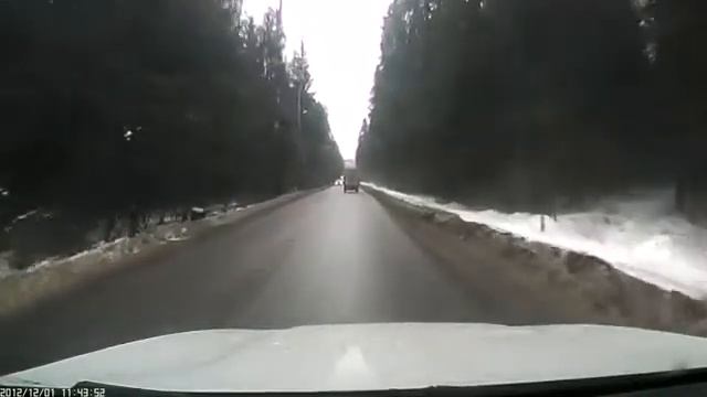 Видеорегистратор автомобильный AVS DVR210HD AVI в магазинах МобиЛэнд